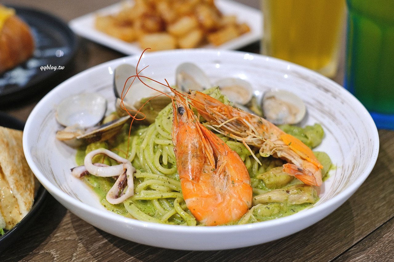 台中豐原︱木林森早午餐．充滿綠意的全天候早午餐，餐點選擇性多，口味也很好 @QQ的懶骨頭