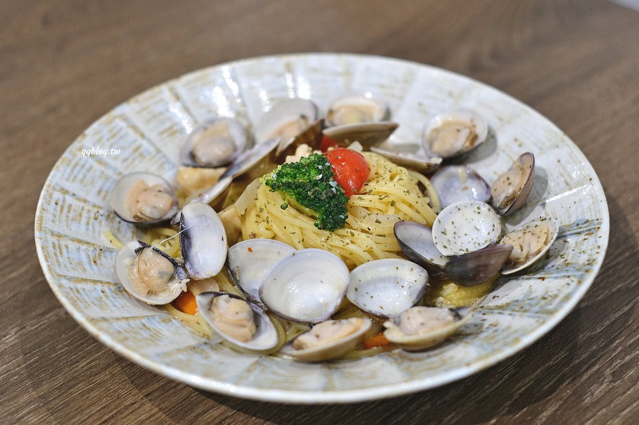 台中豐原︱木林森早午餐．充滿綠意的全天候早午餐，餐點選擇性多，口味也很好 @QQ的懶骨頭