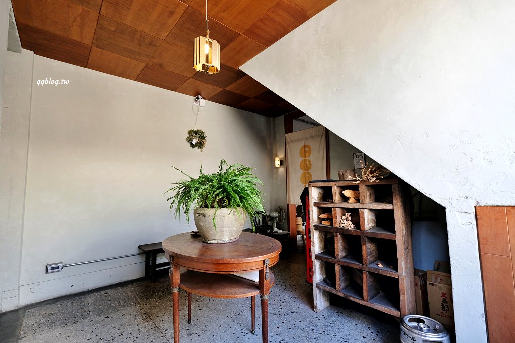 台中西屯︱良心製菓．在塌塌米上享用烤糰子，日式氛圍感十足 @QQ的懶骨頭