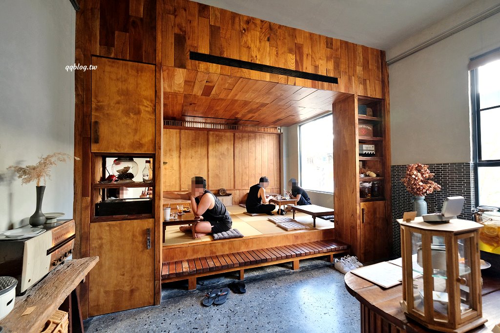 台中西屯︱良心製菓．在塌塌米上享用烤糰子，日式氛圍感十足 @QQ的懶骨頭