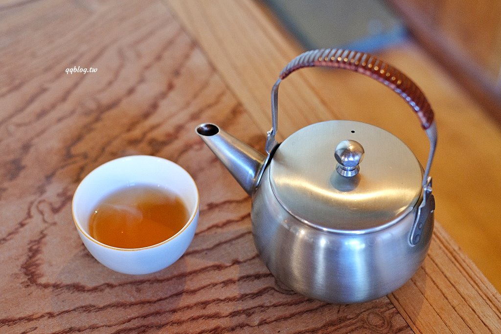 台中西屯︱良心製菓．在塌塌米上享用烤糰子，日式氛圍感十足 @QQ的懶骨頭