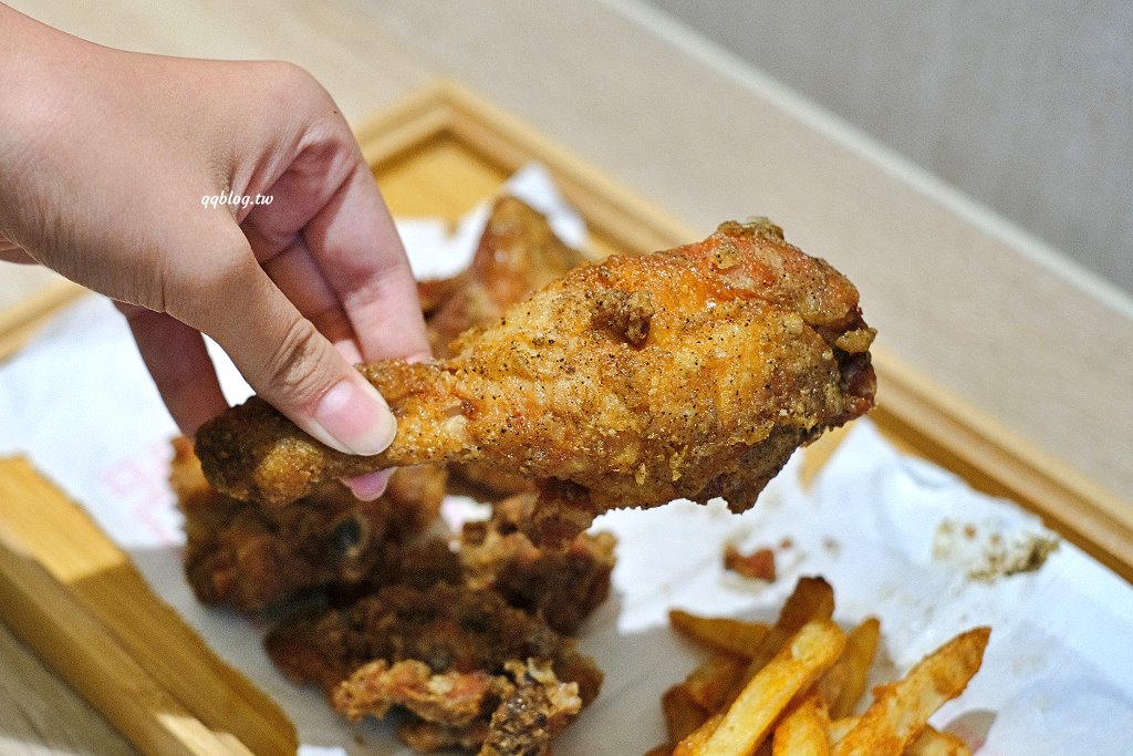 台東︱阿鋐炸雞@正氣店．在地人推薦炸雞專賣店，和藍蜻蜓並列台東必吃炸雞 @QQ的懶骨頭