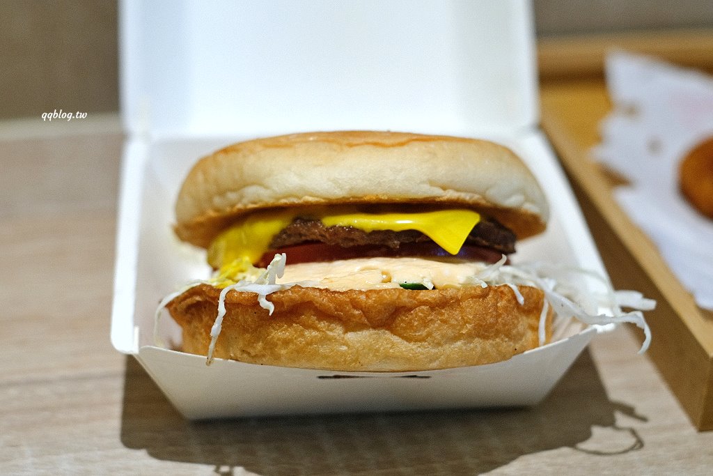 台東︱阿鋐炸雞@正氣店．在地人推薦炸雞專賣店，和藍蜻蜓並列台東必吃炸雞 @QQ的懶骨頭