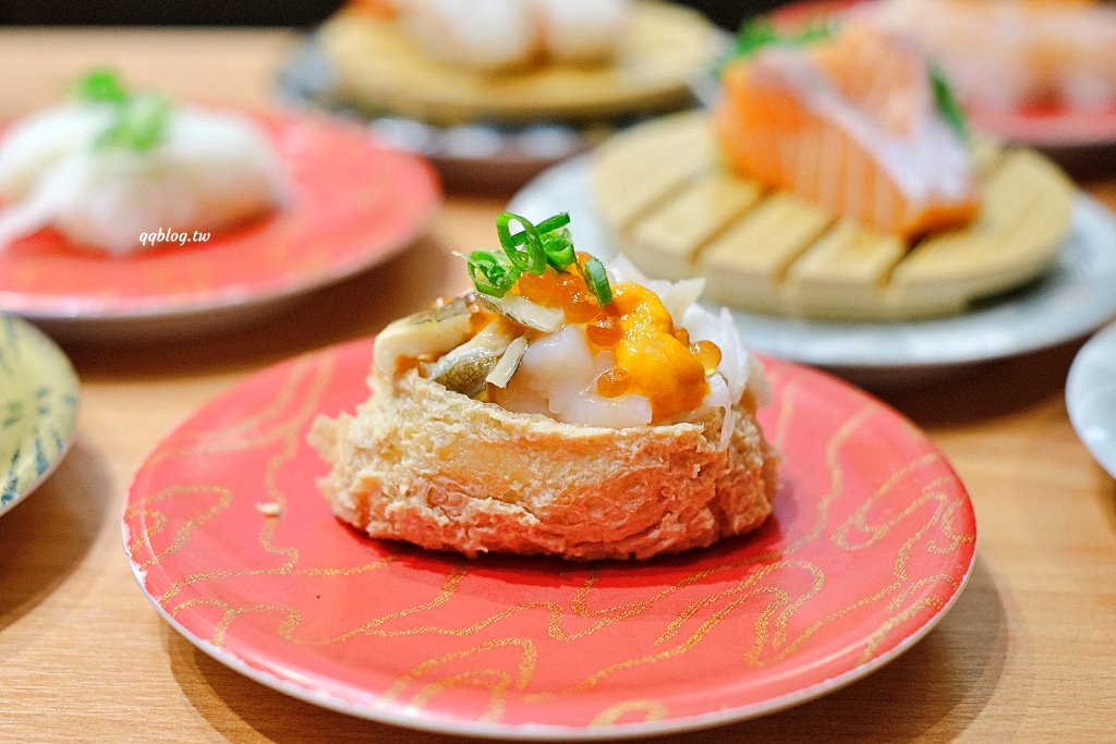 台中西屯︱合點壽司 がってん寿司 台中大遠百店．來自東京崎玉的迴轉壽司，名列日本六大迴轉壽司，新鮮食材口味選擇性多 @QQ的懶骨頭