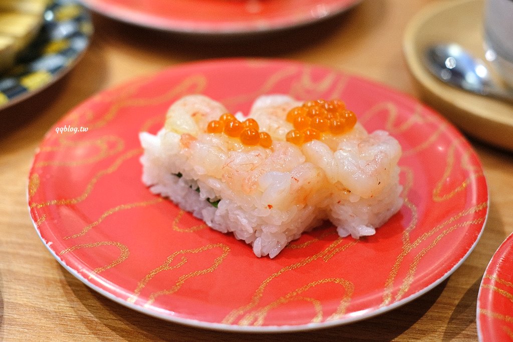 台中西屯︱合點壽司 がってん寿司 台中大遠百店．來自東京崎玉的迴轉壽司，名列日本六大迴轉壽司，新鮮食材口味選擇性多 @QQ的懶骨頭