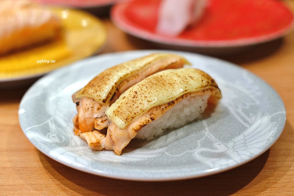 台中西屯︱合點壽司 がってん寿司 台中大遠百店．來自東京崎玉的迴轉壽司，名列日本六大迴轉壽司，新鮮食材口味選擇性多 @QQ的懶骨頭