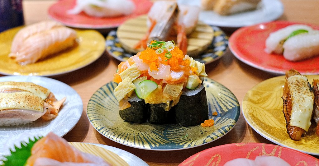 台中西屯︱合點壽司 がってん寿司 台中大遠百店．來自東京崎玉的迴轉壽司，名列日本六大迴轉壽司，新鮮食材口味選擇性多 @QQ的懶骨頭