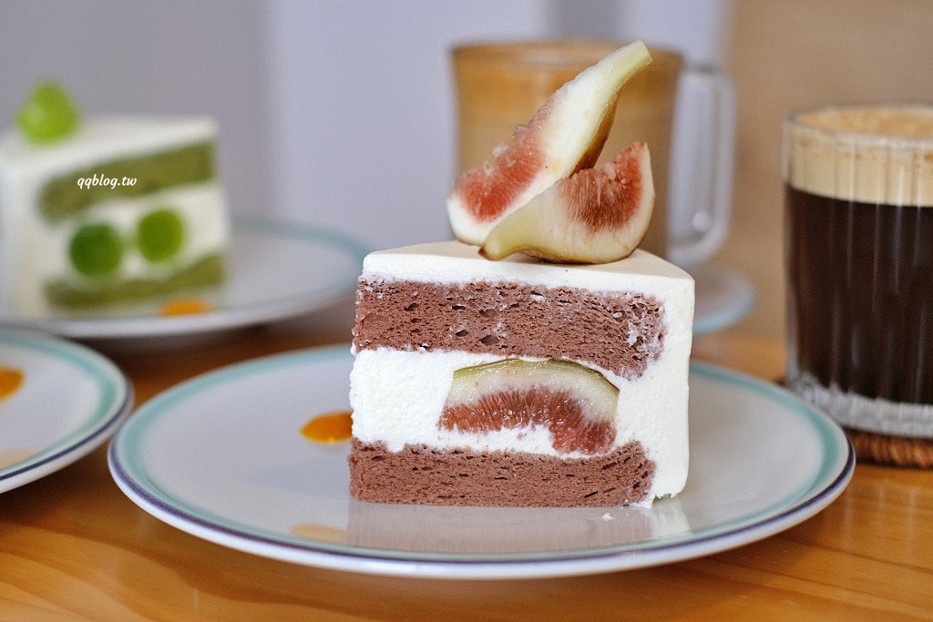 台中西區︱鐵木 Ironwood City．模範街人氣甜點店，選用當季新鮮水果為蛋糕主體 @QQ的懶骨頭