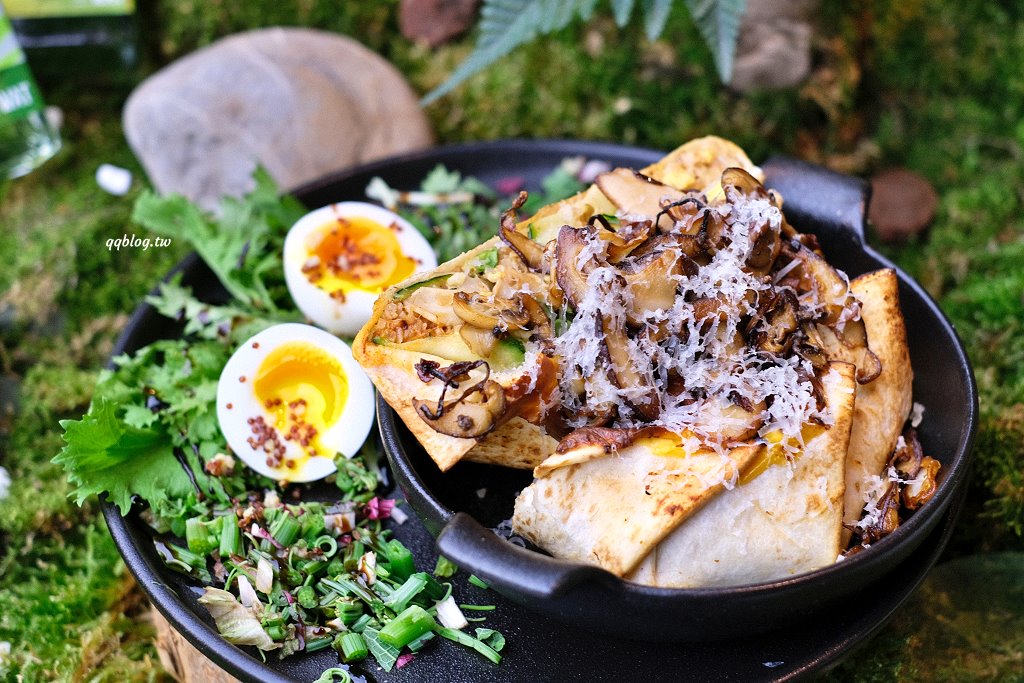 台中南屯︱貳樓@秀泰文心店．充滿未來感的森林系早午餐，好吃又好拍 @QQ的懶骨頭