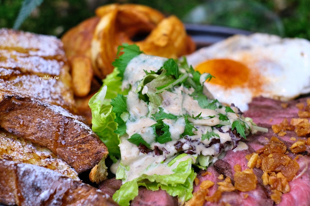 台中南屯︱貳樓@秀泰文心店．充滿未來感的森林系早午餐，好吃又好拍 @QQ的懶骨頭