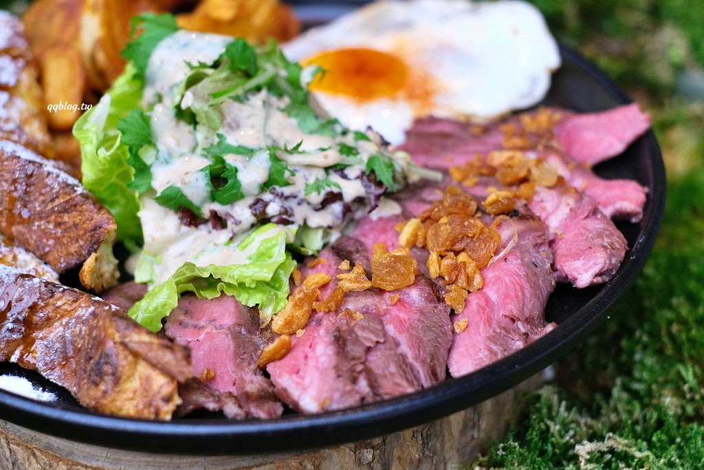 台中南屯︱貳樓@秀泰文心店．充滿未來感的森林系早午餐，好吃又好拍 @QQ的懶骨頭