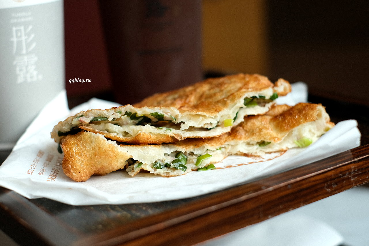 台南中西區︱鄭記蔥肉餅&#038;彤露．飄香30年的好味道，下午茶點心來一份很有飽足感 @QQ的懶骨頭