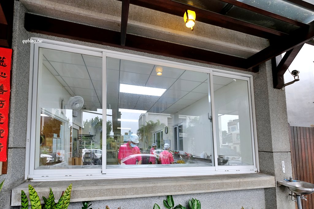 台東︱陳記麻糬．營業將近90年的排隊美食，招牌的旗魚麻糬必買 @QQ的懶骨頭