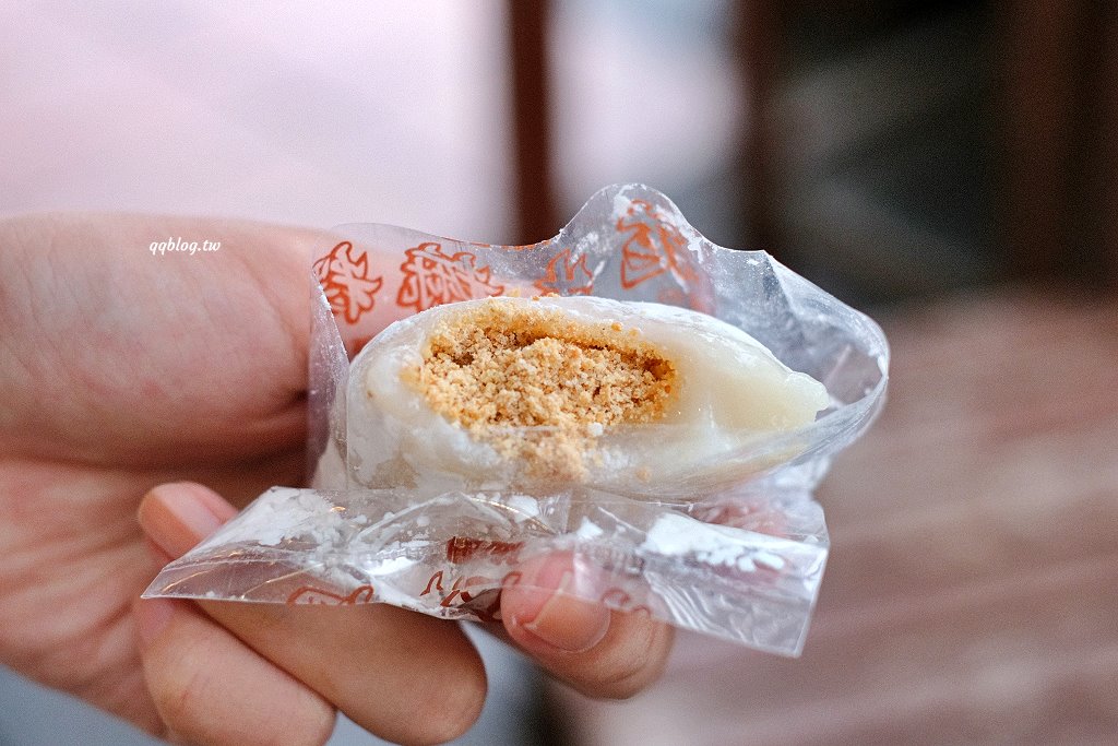 台東︱陳記麻糬．營業將近90年的排隊美食，招牌的旗魚麻糬必買 @QQ的懶骨頭