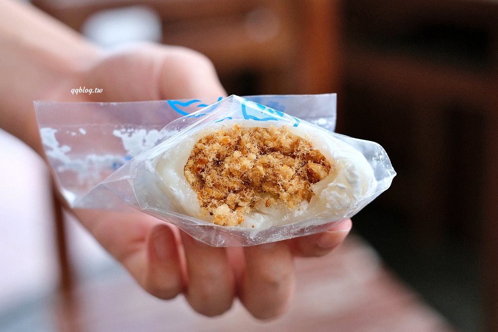 台東︱陳記麻糬．營業將近90年的排隊美食，招牌的旗魚麻糬必買 @QQ的懶骨頭