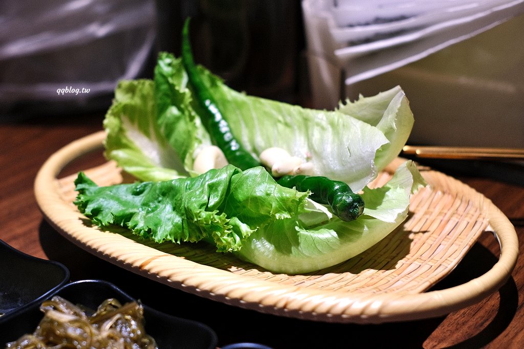 台中東區︱姜滿堂．豆府集團旗下燒肉品牌，標榜正宗韓國直火燒肉，生菜、小菜吃到飽 @QQ的懶骨頭