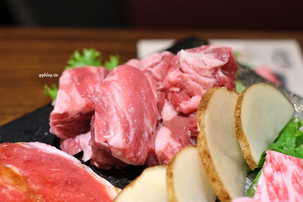 台中東區︱姜滿堂．豆府集團旗下燒肉品牌，標榜正宗韓國直火燒肉，生菜、小菜吃到飽 @QQ的懶骨頭