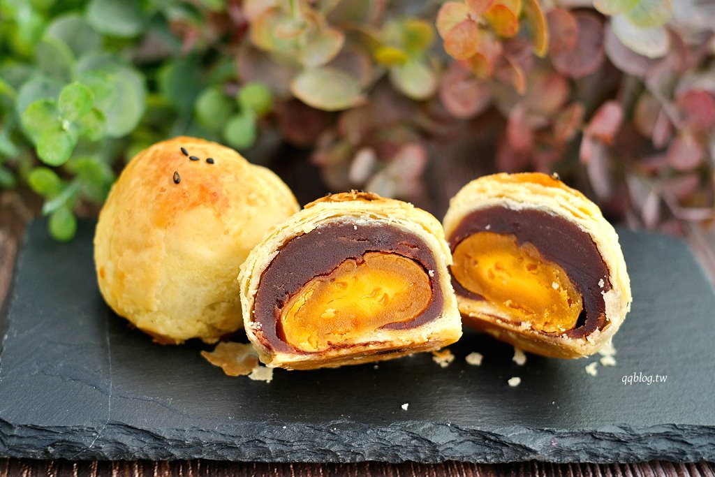 彰化︱不二坊.彰化超人氣排隊美食,皮薄酥香好入口,越到中秋越難買到 @QQ的懶骨頭 彰化︱不二坊.彰化超人氣排隊美食,皮薄酥香好入口,越到中秋越難買到 @QQ的懶骨頭