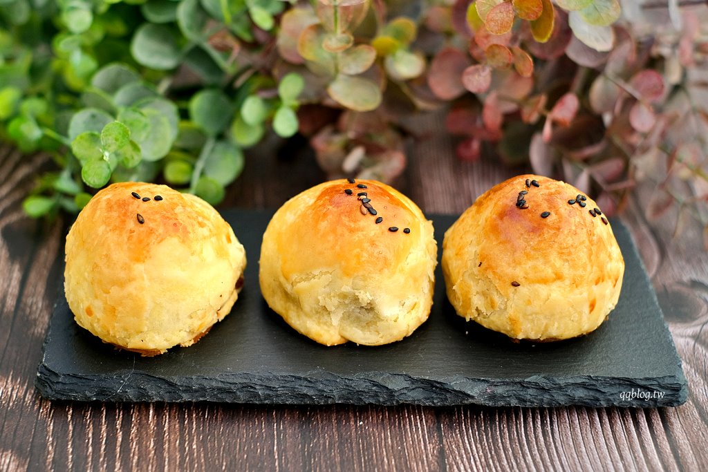 彰化︱不二坊.彰化超人氣排隊美食,皮薄酥香好入口,越到中秋越難買到 @QQ的懶骨頭 彰化︱不二坊.彰化超人氣排隊美食,皮薄酥香好入口,越到中秋越難買到 @QQ的懶骨頭