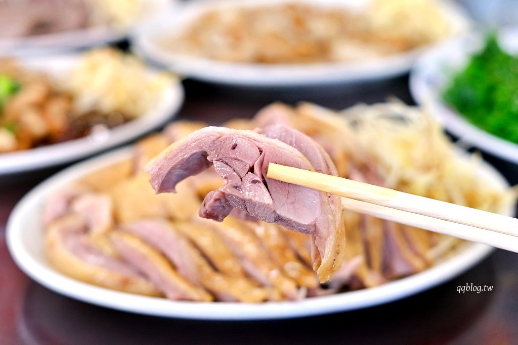 苗栗卓蘭︱阿榮鵝肉店．在地人氣鵝肉店，只營業中午生意就好到爆 @QQ的懶骨頭
