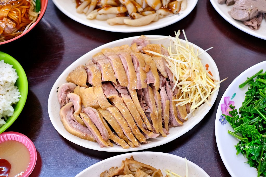 苗栗卓蘭︱阿榮鵝肉店．在地人氣鵝肉店，只營業中午生意就好到爆 @QQ的懶骨頭