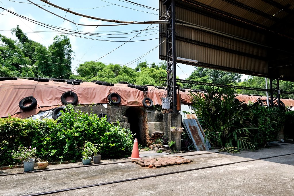 台中南屯︱八卦窯餐廳．在磚窯裡品嚐熱炒料理，招牌菜色金字塔一刀肉、心知肚明需提早二天預訂 @QQ的懶骨頭