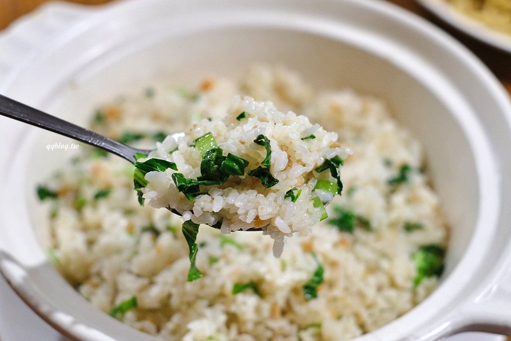 台中南屯︱八卦窯餐廳．在磚窯裡品嚐熱炒料理，招牌菜色金字塔一刀肉、心知肚明需提早二天預訂 @QQ的懶骨頭