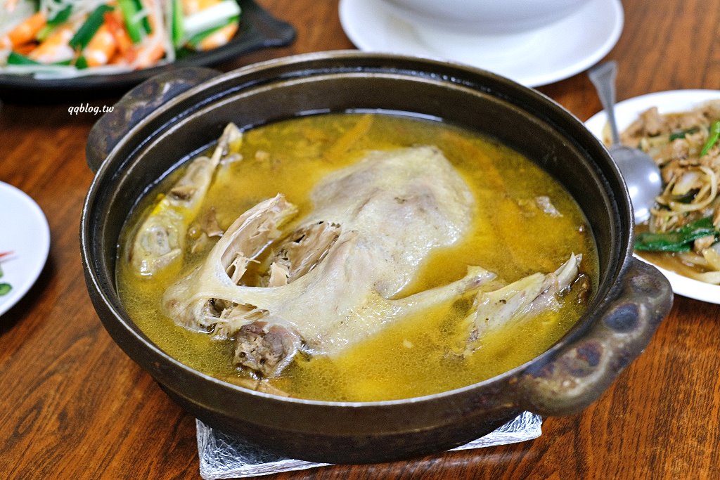 苗栗三義︱大眾庭園客家小館.招牌燜鴨一鴨二吃,乾筍滷封肉也很邪惡,三義餐廳推薦 @QQ的懶骨頭 苗栗三義︱大眾庭園客家小館.招牌燜鴨一鴨二吃,乾筍滷封肉也很邪惡,三義餐廳推薦 @QQ的懶骨頭