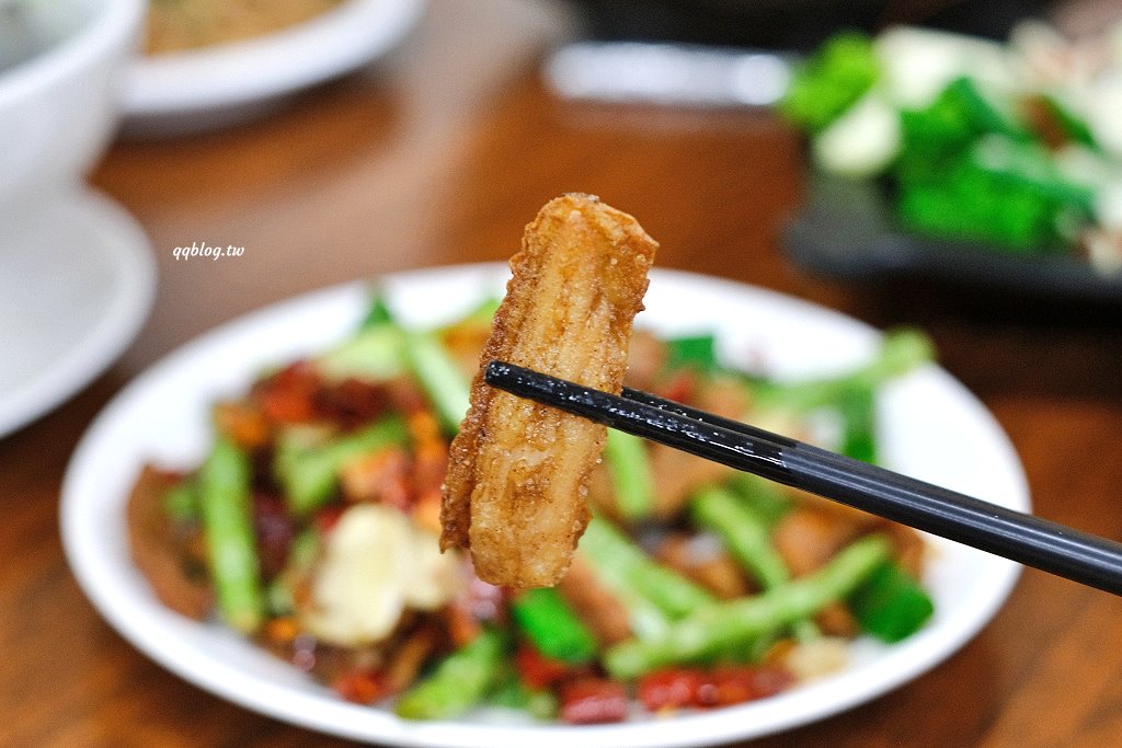 苗栗三義︱大眾庭園客家小館.招牌燜鴨一鴨二吃,乾筍滷封肉也很邪惡,三義餐廳推薦 @QQ的懶骨頭 苗栗三義︱大眾庭園客家小館.招牌燜鴨一鴨二吃,乾筍滷封肉也很邪惡,三義餐廳推薦 @QQ的懶骨頭