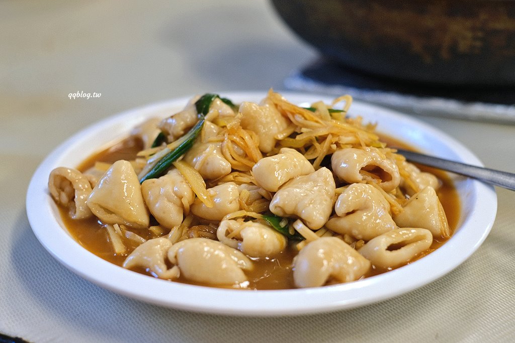 苗栗三義︱大眾庭園客家小館.招牌燜鴨一鴨二吃,乾筍滷封肉也很邪惡,三義餐廳推薦 @QQ的懶骨頭 苗栗三義︱大眾庭園客家小館.招牌燜鴨一鴨二吃,乾筍滷封肉也很邪惡,三義餐廳推薦 @QQ的懶骨頭