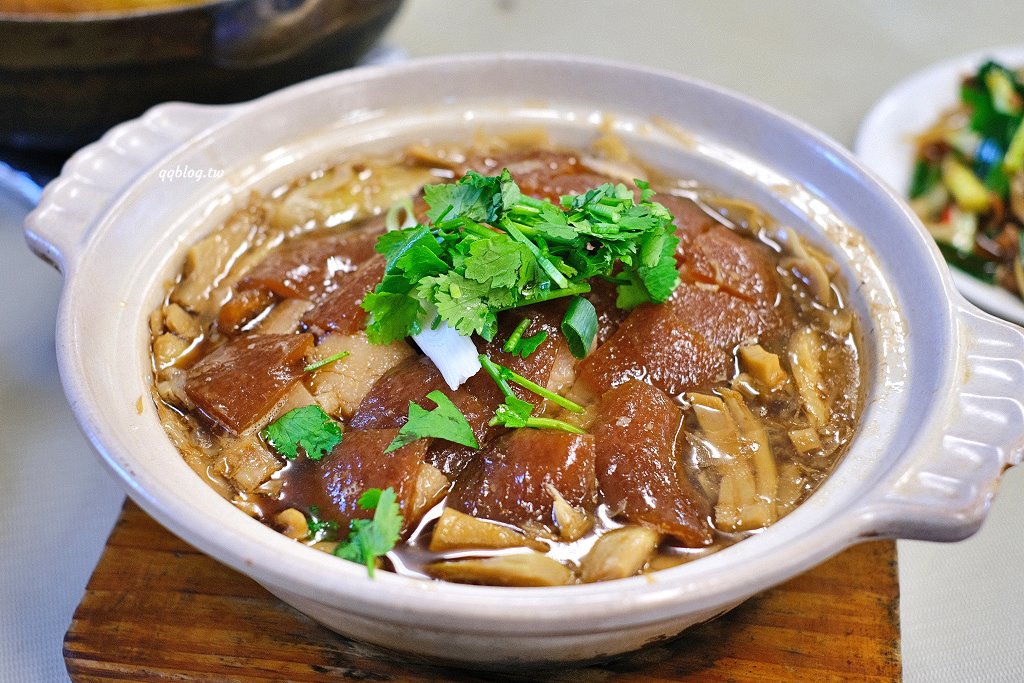 苗栗三義︱大眾庭園客家小館．招牌燜鴨一鴨二吃，乾筍滷封肉也很邪惡，三義餐廳推薦 @QQ的懶骨頭