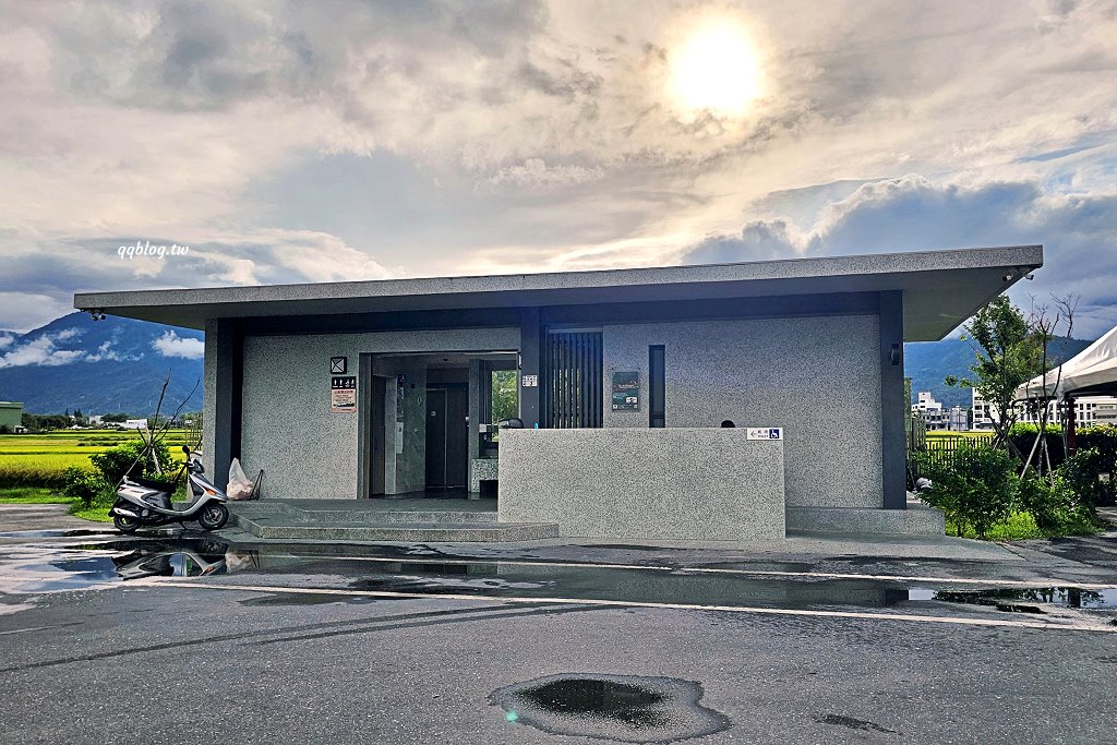 台東池上︱大波池．騎著腳踏車或是散散步，欣賞美麗的湖畔景色，悠閒的慢慢遊 @QQ的懶骨頭