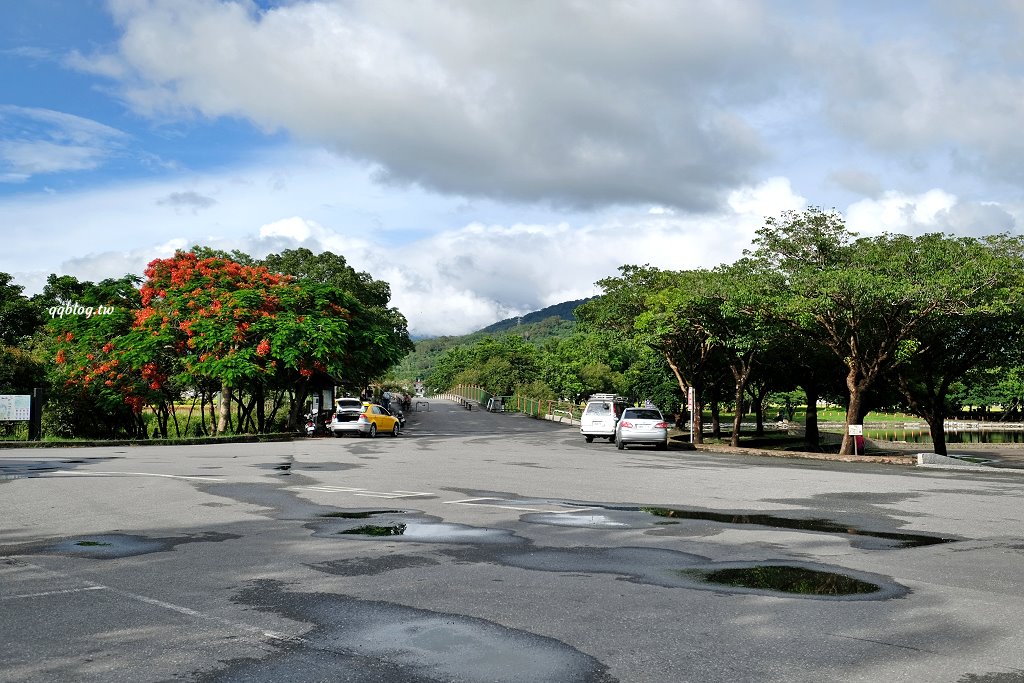 台東池上︱大波池．騎著腳踏車或是散散步，欣賞美麗的湖畔景色，悠閒的慢慢遊 @QQ的懶骨頭