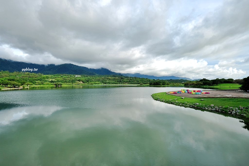 台東池上︱大波池．騎著腳踏車或是散散步，欣賞美麗的湖畔景色，悠閒的慢慢遊 @QQ的懶骨頭