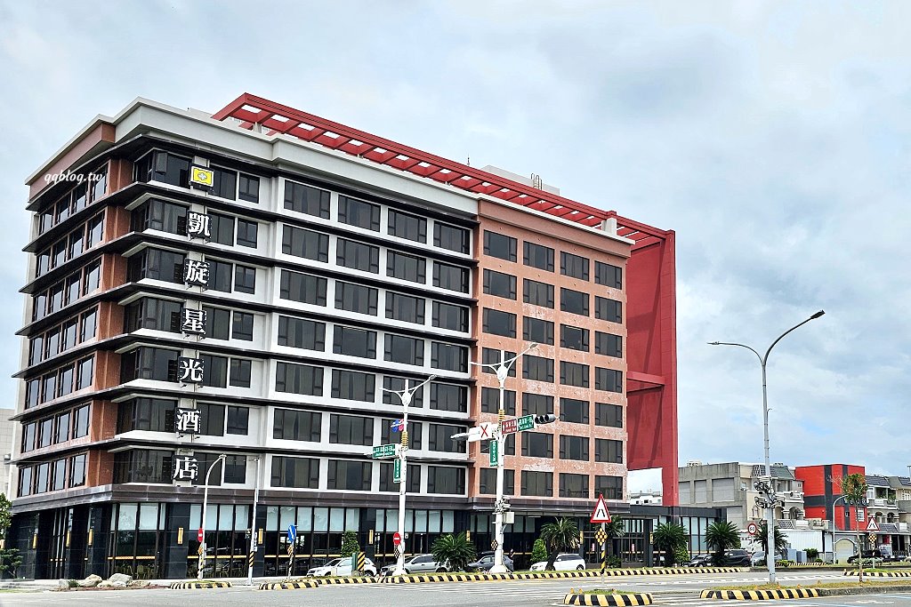 台東住宿︱凱旋星光酒店．台東最靠海的飯店，24小時點心吧，離各個景點都很方便 @QQ的懶骨頭