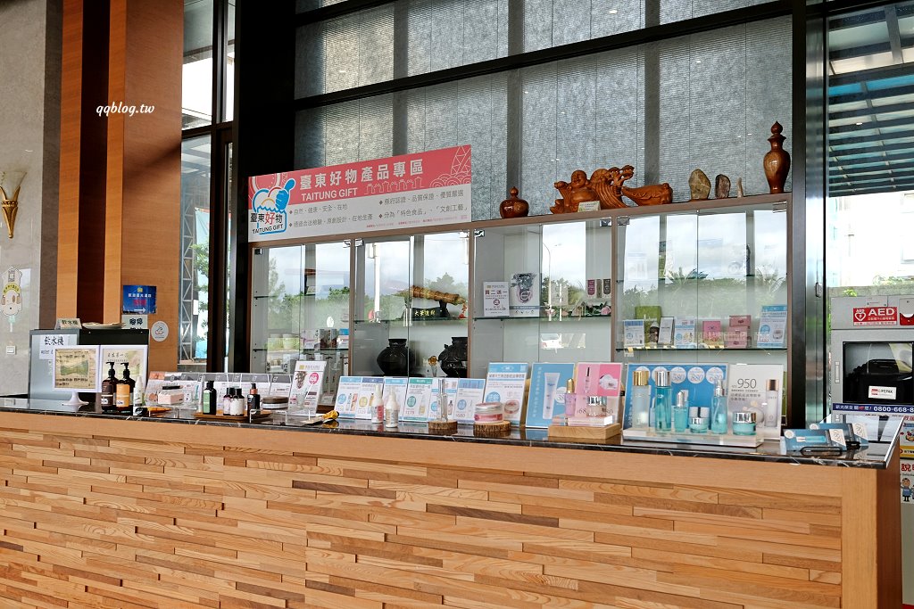 台東住宿︱凱旋星光酒店．台東最靠海的飯店，24小時點心吧，離各個景點都很方便 @QQ的懶骨頭