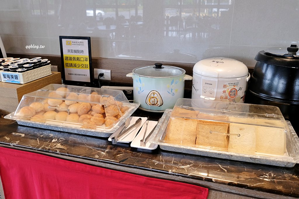 台東住宿︱凱旋星光酒店．台東最靠海的飯店，24小時點心吧，離各個景點都很方便 @QQ的懶骨頭