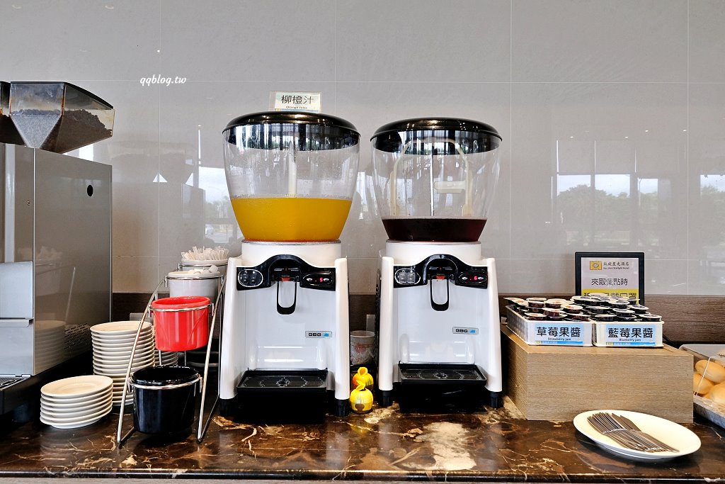 台東住宿︱凱旋星光酒店．台東最靠海的飯店，24小時點心吧，離各個景點都很方便 @QQ的懶骨頭