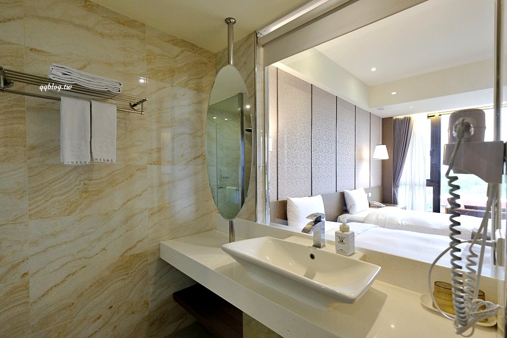 台東住宿︱凱旋星光酒店．台東最靠海的飯店，24小時點心吧，離各個景點都很方便 @QQ的懶骨頭