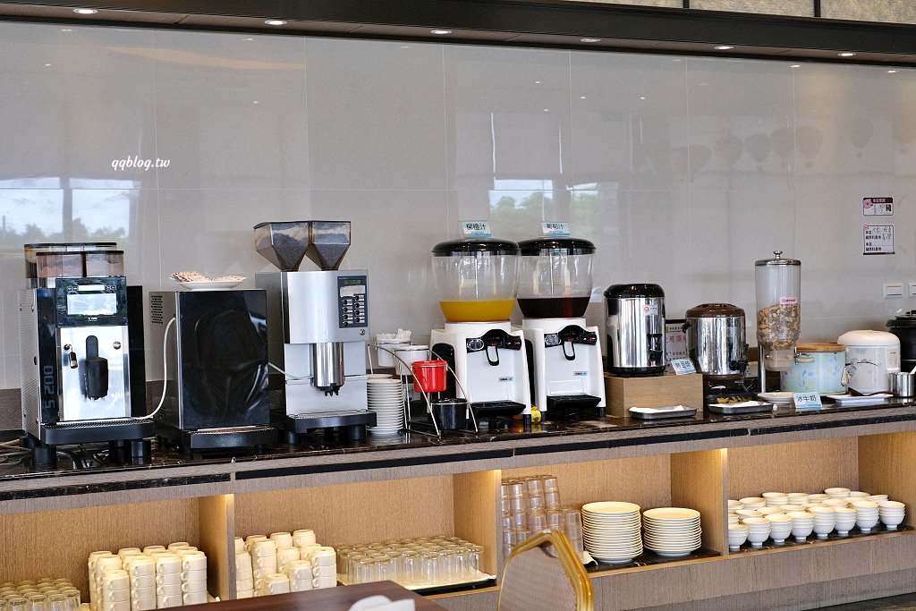 台東住宿︱凱旋星光酒店．台東最靠海的飯店，24小時點心吧，離各個景點都很方便 @QQ的懶骨頭