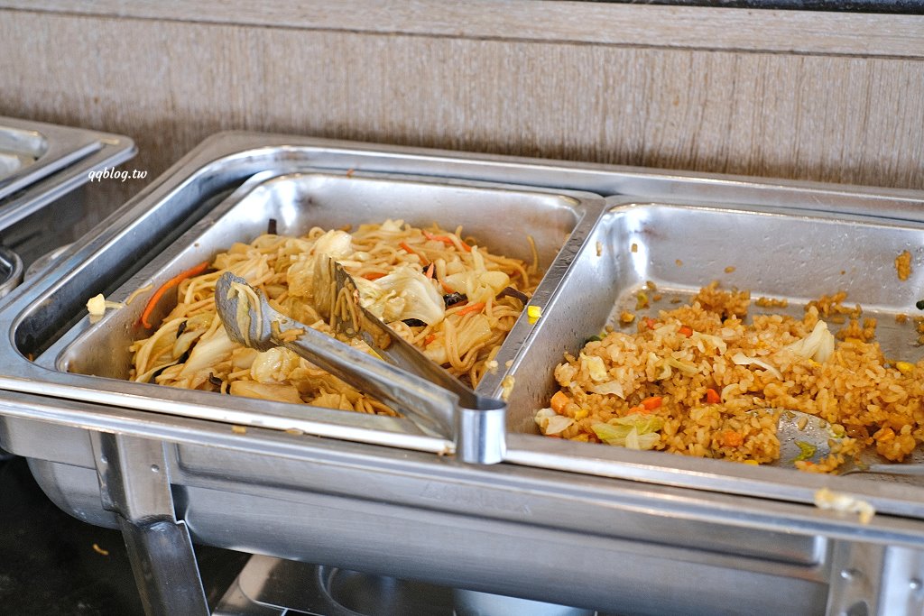 台東住宿︱凱旋星光酒店．台東最靠海的飯店，24小時點心吧，離各個景點都很方便 @QQ的懶骨頭