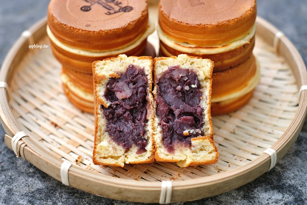 台中東勢︱艸止日央 製餅舖．長的像紅豆餅的鬆餅燒，一天只賣3.5小時，要買要快(已歇業) @QQ的懶骨頭