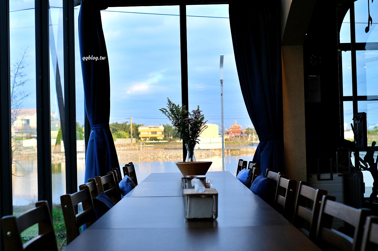 宜蘭冬山︱爵士333 頂級Villa．被田園環繞的宜蘭最新包棟民宿，唯美的星空網美泡澡房、KTV歡唱，冬山河住宿推薦 @QQ的懶骨頭