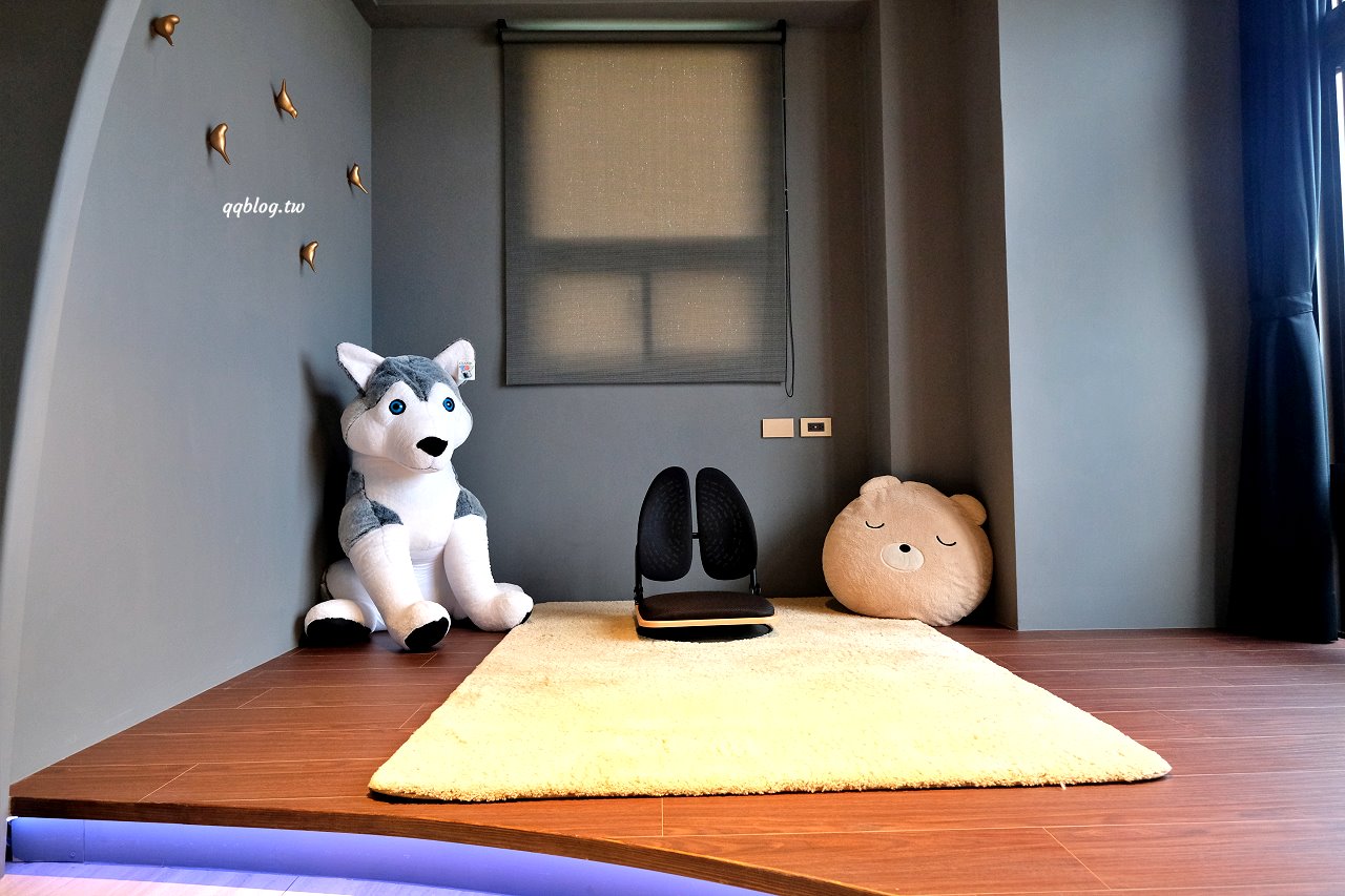 宜蘭冬山︱爵士333 頂級Villa．被田園環繞的宜蘭最新包棟民宿，唯美的星空網美泡澡房、KTV歡唱，冬山河住宿推薦 @QQ的懶骨頭