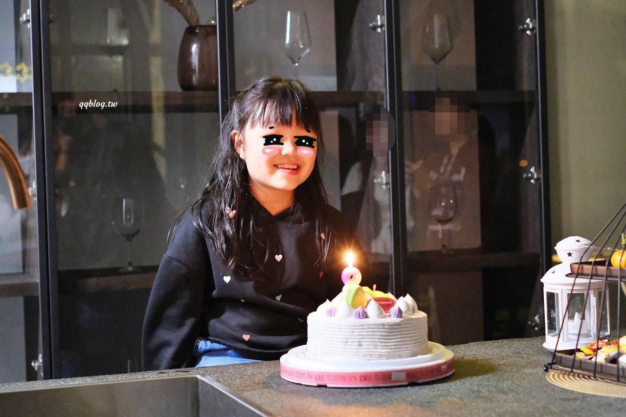 宜蘭冬山︱爵士333 頂級Villa．被田園環繞的宜蘭最新包棟民宿，唯美的星空網美泡澡房、KTV歡唱，冬山河住宿推薦 @QQ的懶骨頭