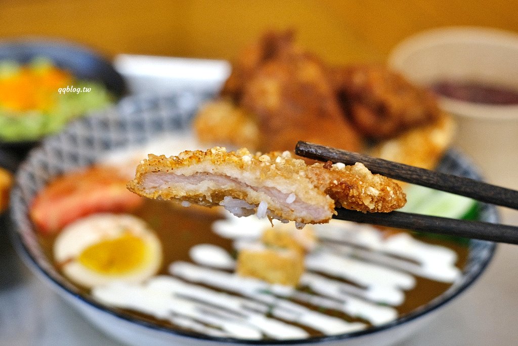 南投埔里︱山上山下.IG爆紅的日式咖哩,價格偏高、口味中規中矩 @QQ的懶骨頭 南投埔里︱山上山下.IG爆紅的日式咖哩,價格偏高、口味中規中矩 @QQ的懶骨頭