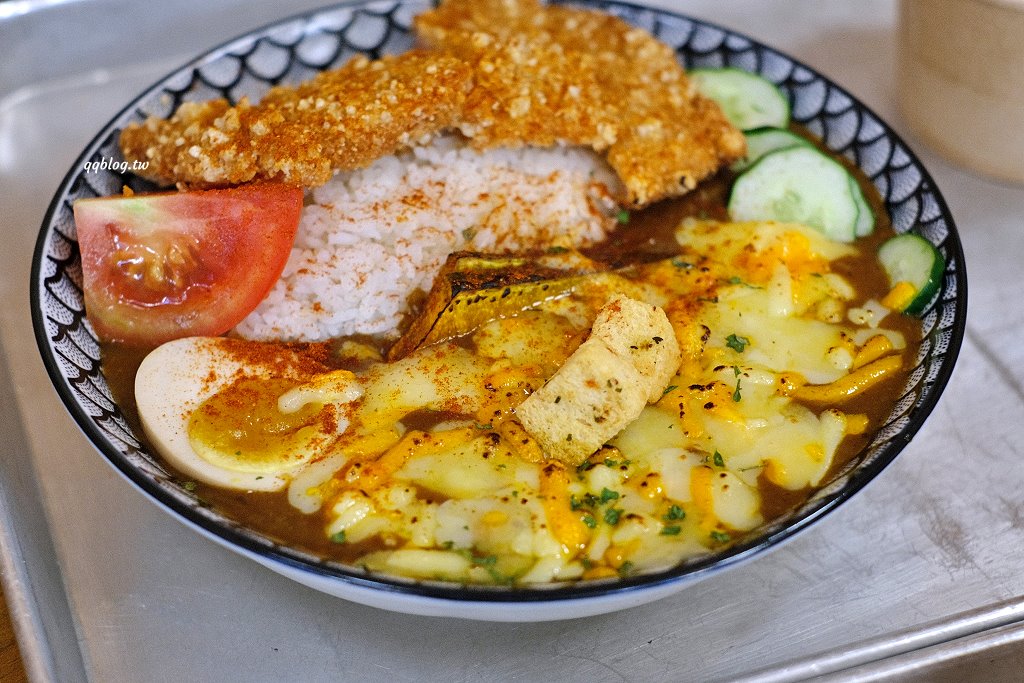 南投埔里︱山上山下.IG爆紅的日式咖哩,價格偏高、口味中規中矩 @QQ的懶骨頭 南投埔里︱山上山下.IG爆紅的日式咖哩,價格偏高、口味中規中矩 @QQ的懶骨頭