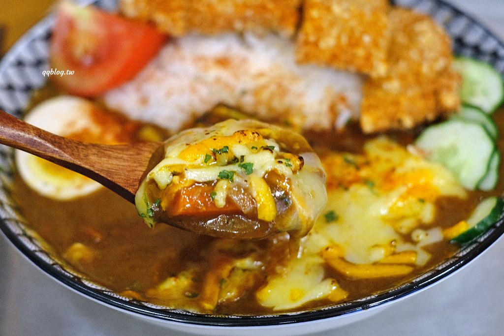 南投埔里︱山上山下.IG爆紅的日式咖哩,價格偏高、口味中規中矩 @QQ的懶骨頭 南投埔里︱山上山下.IG爆紅的日式咖哩,價格偏高、口味中規中矩 @QQ的懶骨頭