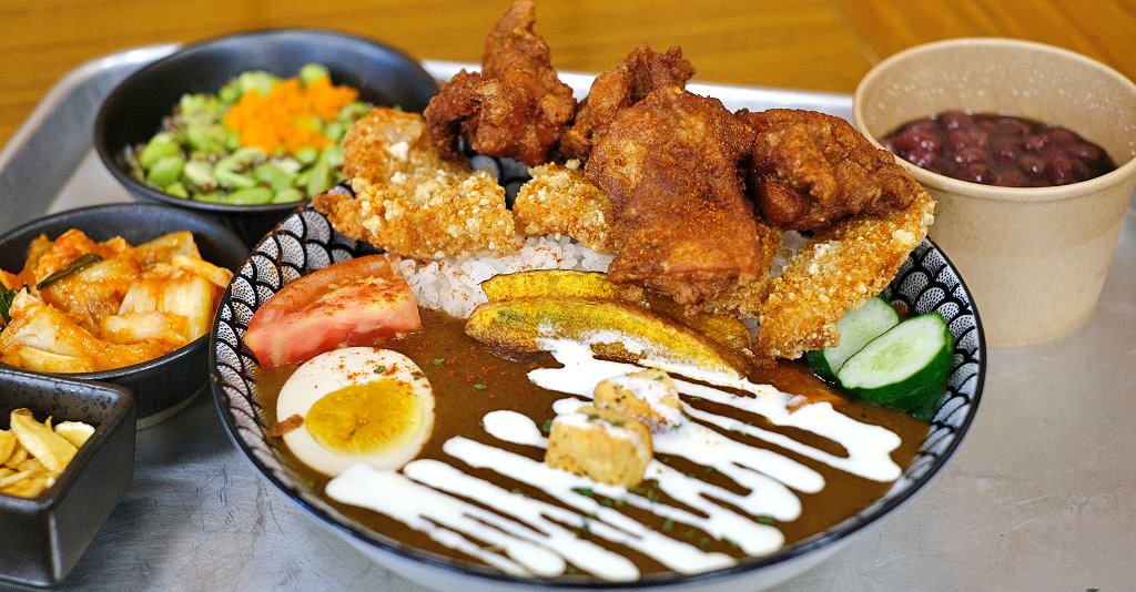 南投埔里︱山上山下．IG爆紅的日式咖哩，價格偏高、口味中規中矩 @QQ的懶骨頭