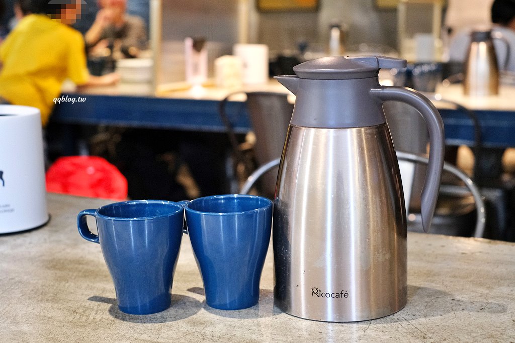 台中北區︱8德司創意餐館．8層蒸籠堆疊成一座101海鮮塔，IG爆紅美食 @QQ的懶骨頭